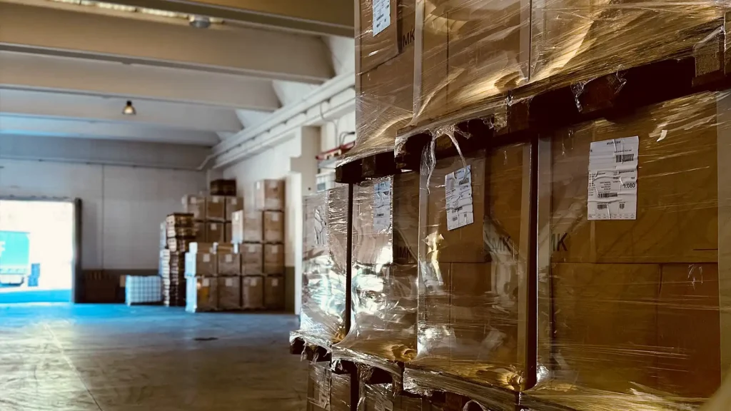 magazzino logistica stoccaggio